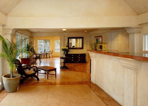 The At Baechtel Creek 3*