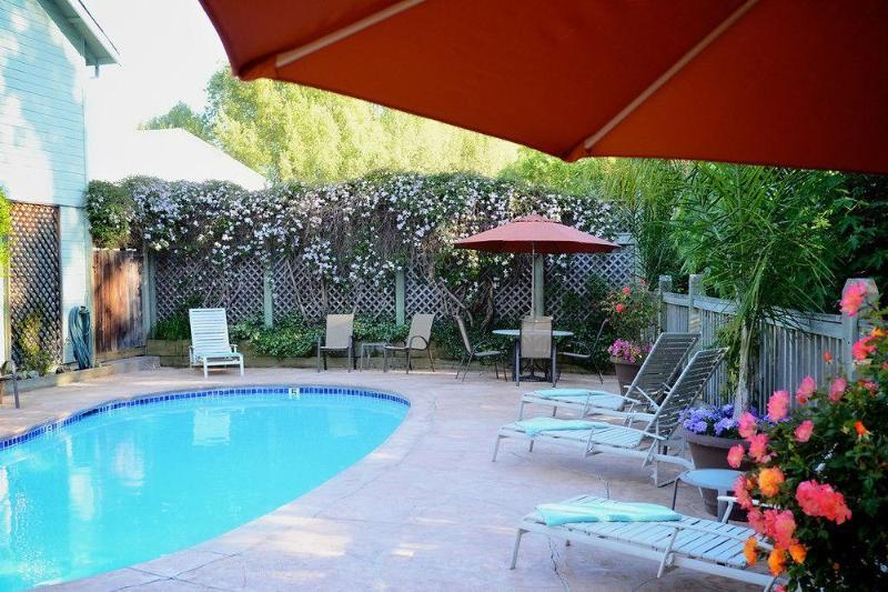 The At Baechtel Creek Hotel 3*