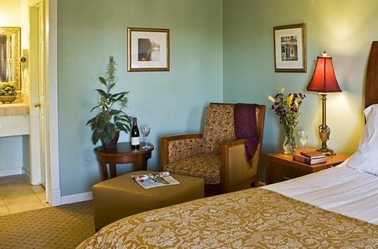 The At Baechtel Creek 3* Willits